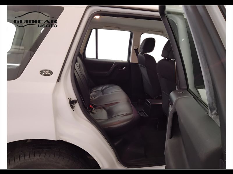 GuidiCar - LAND ROVER Freelander 2013 Freelander 2.2 ed4 S 2wd 150cv Usato